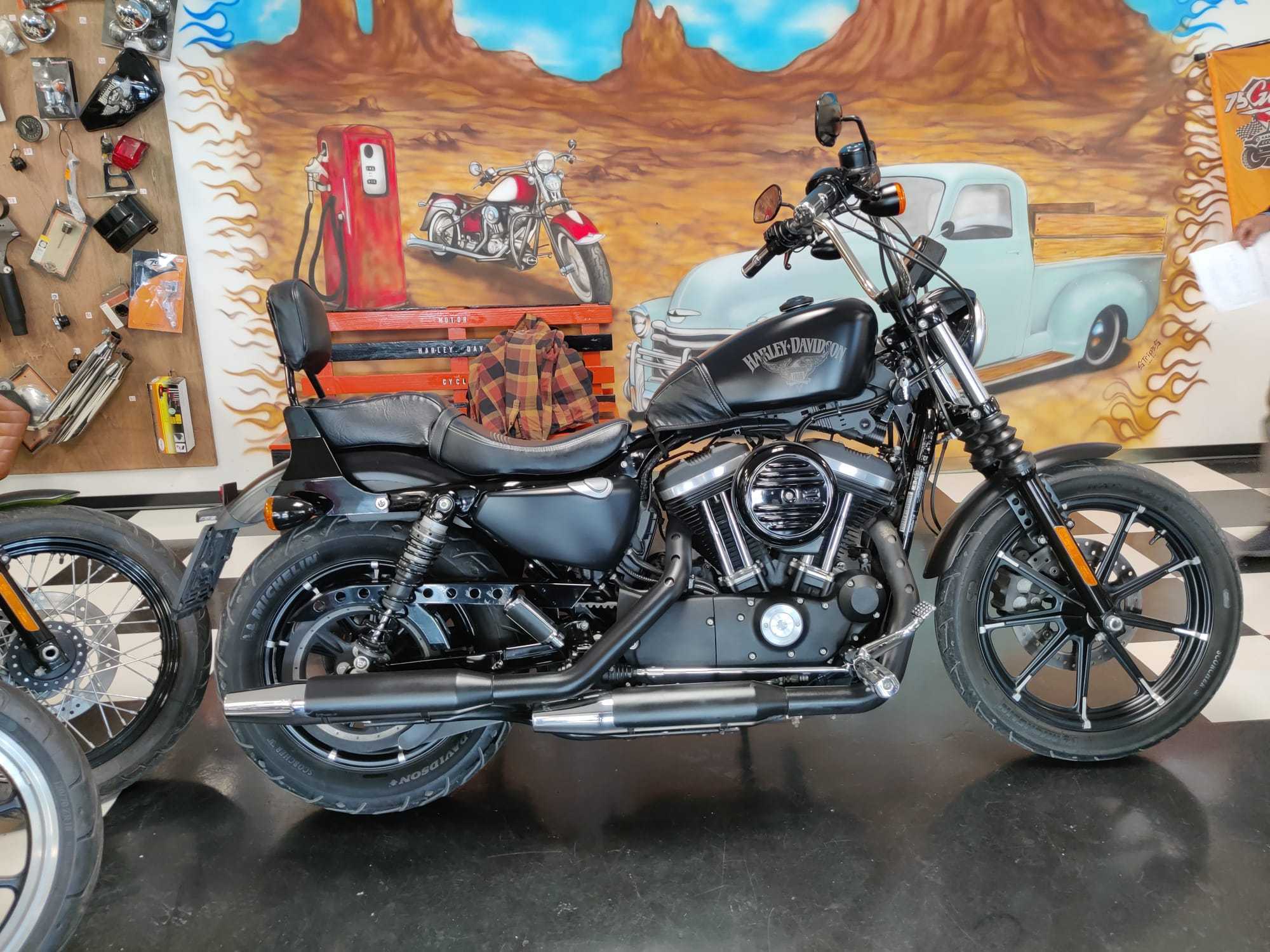Harley Davidson Sportster XL 883 Iron Abs