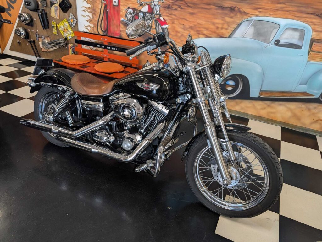 Harley Davidson Dyna Super Glide Custom