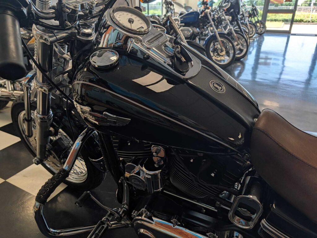 Harley Davidson Dyna Super Glide Custom